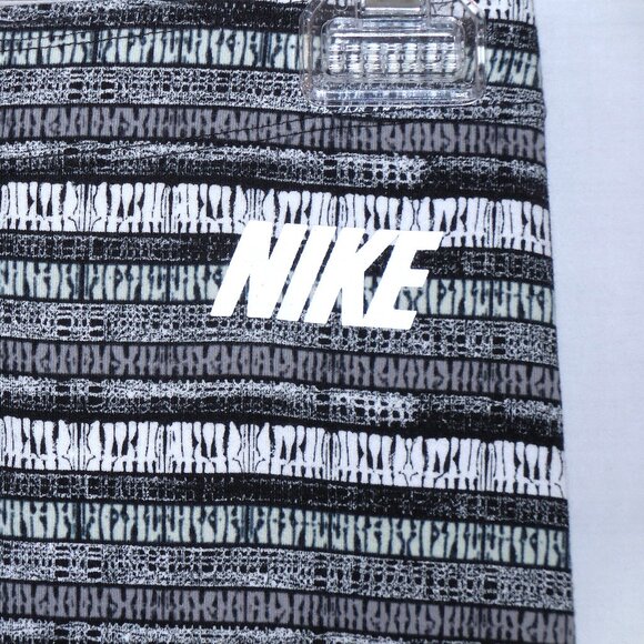 Nike Sportswear Leg-A-See Printed Leggings in Black White Women’s Size S - Picture 3 of 7